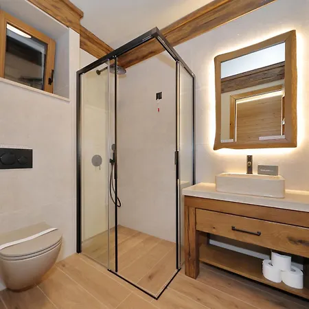 Planinarski Dom Vosac Makarska