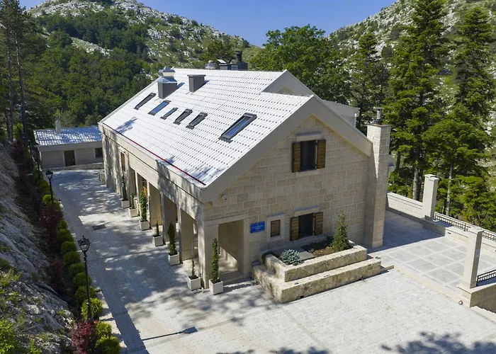 Planinarski Dom Vosac