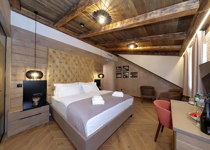 Hotel Planinarski Dom Vosac *