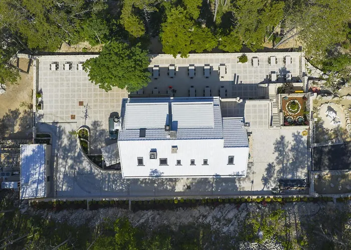 Planinarski Dom Vosac Hotel Makarska