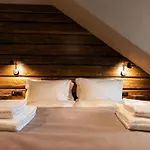 Planinarski Dom Vosac - Exklusiv Otel *