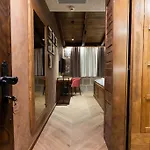 Hotel Planinarski Dom Vosac - Exklusiv Makarska