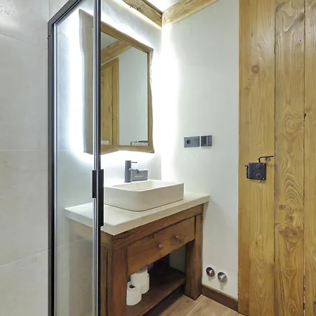 Otel Planinarski Dom Vosac