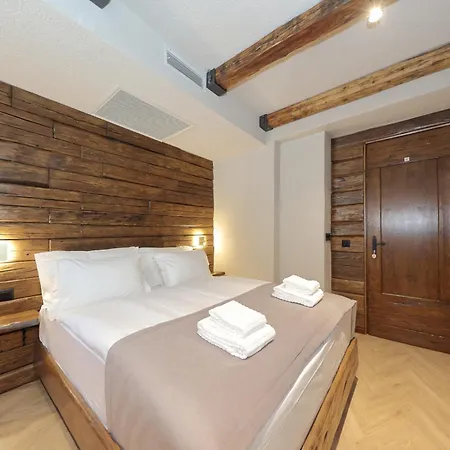 Otel Planinarski Dom Vosac Makarska