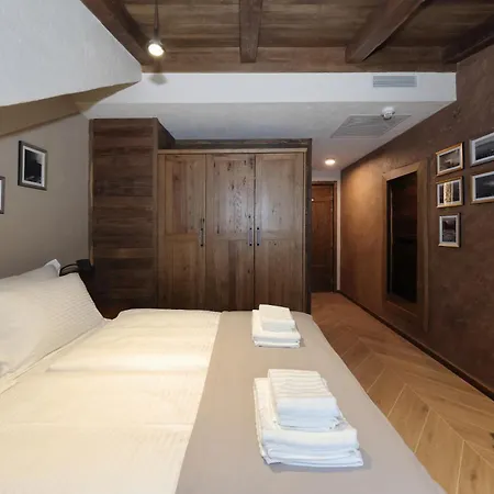 Hotel Planinarski Dom Vosac