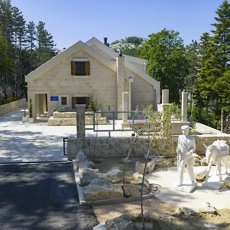 מלון Planinarski Dom Vosac *