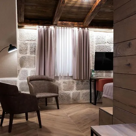 Mountain Vosac - Exklusiv * Makarska