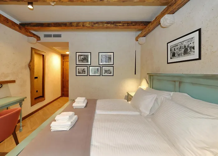 Planinarski Dom Vosac * מאקרסקה