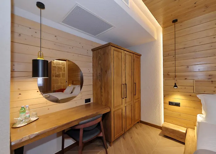 Planinarski Dom Vosac * מאקרסקה