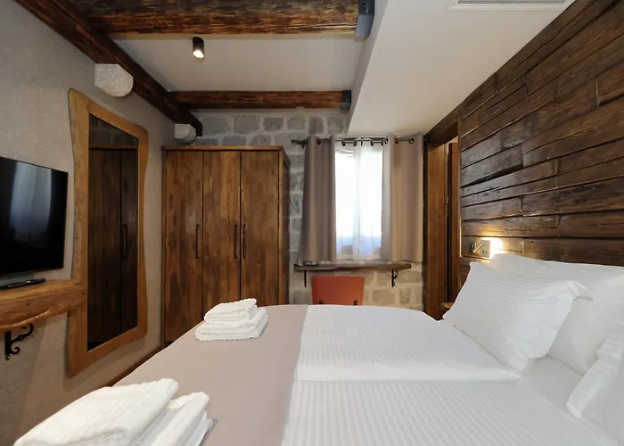 Szálloda Planinarski Dom Vosac Makarska