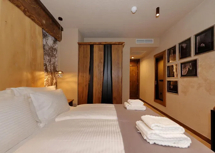 Planinarski Dom Vosac * Makarska