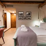 Planinarski Dom Vosac - Exklusiv * Makarska