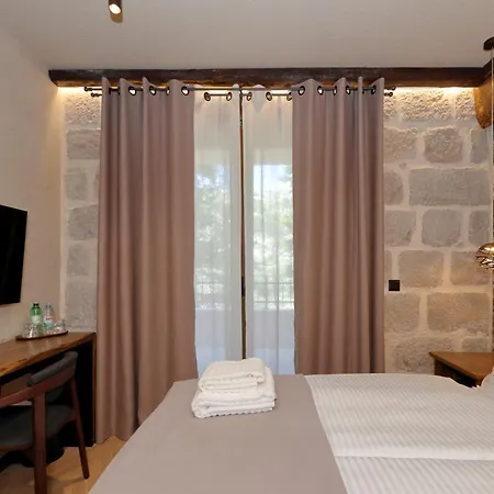 Planinarski Dom Vosac Hotel Makarska