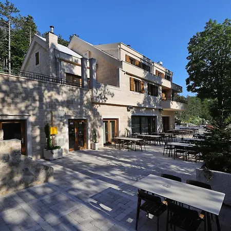 Planinarski Dom Vosac Hotel Makarska